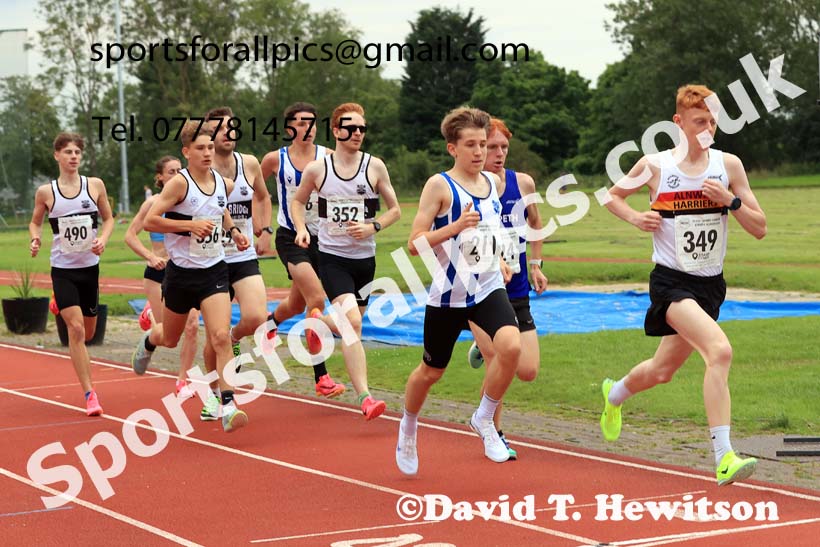 The 1500 metres, Wednesday, july 24th, 2024 NEGP 5, Monkton Stadium.  Photo: David T. Hewitson/Sports for All Pics